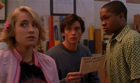 when do chloe and pete find out about clark